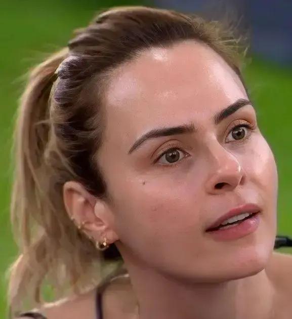 Segredos da Pele Jovem de Ana Paula no BBB 2026