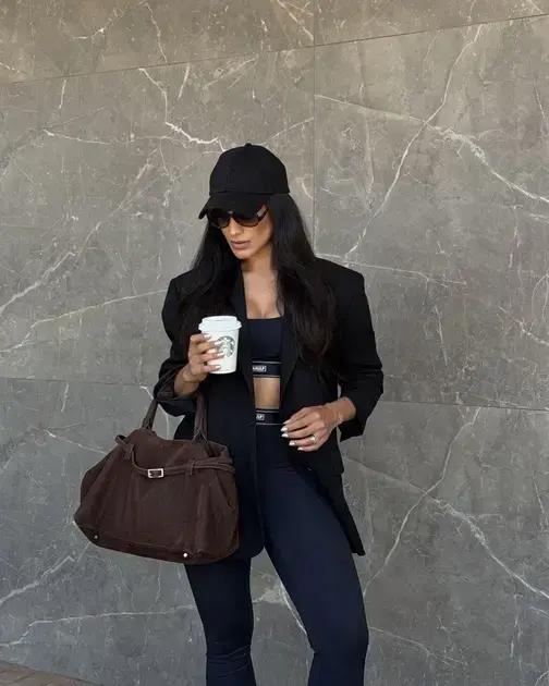 Top Esportivo Ganha Espaço no Dia a Dia das Mulheres